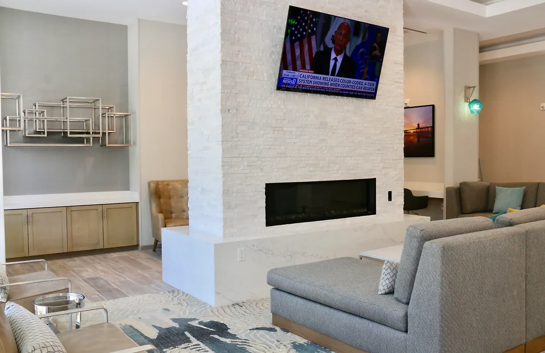 Staybridge Suites Long Beach-1